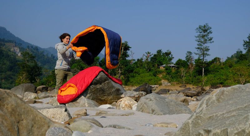 Hoe moet ik mijn slaapzak opbergen?