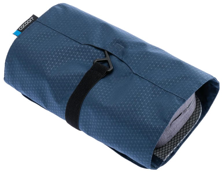 Cocoon Hanging Toiletry Kit Minimalist Light Toilettas Galaxy Blue