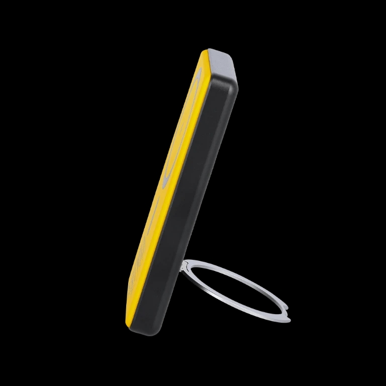 Waka waka Power Pro Powerbank Zwart